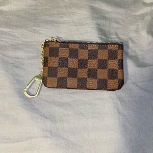 Small coin purse or ID holder